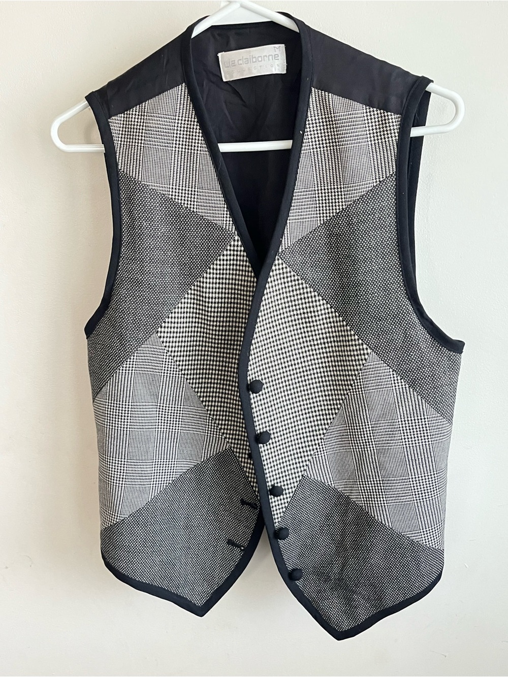 90’s Black & White Patchwork Pattern Vest